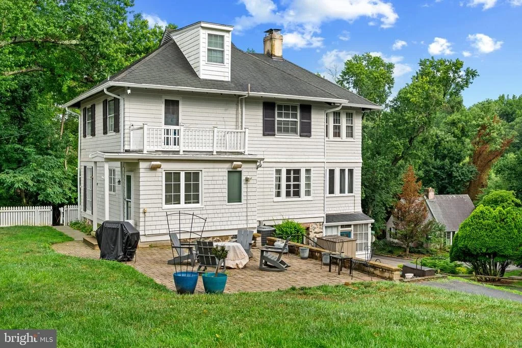 Photo of 1804 FAIRBANK ROAD