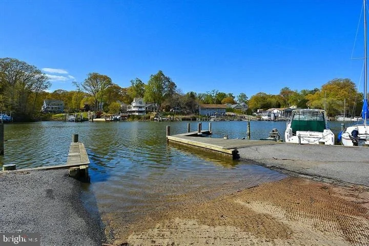 Photo of 1292 SWAN DRIVE