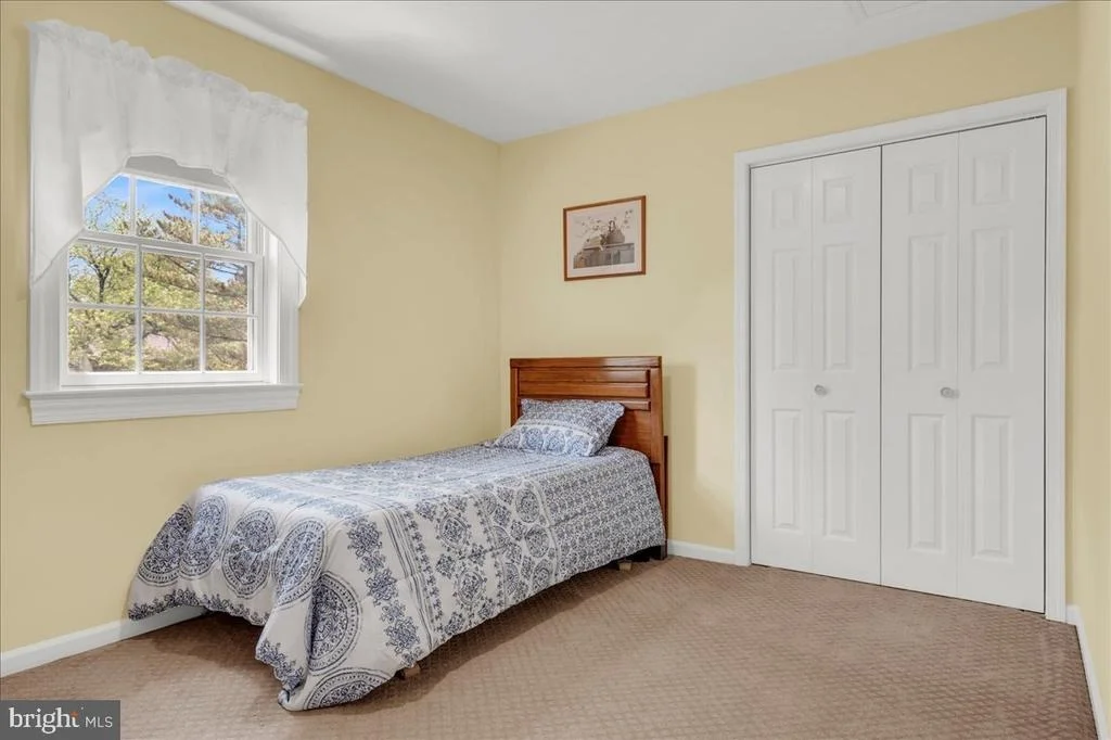 Photo of 57 TENBY CHASE DRIVE