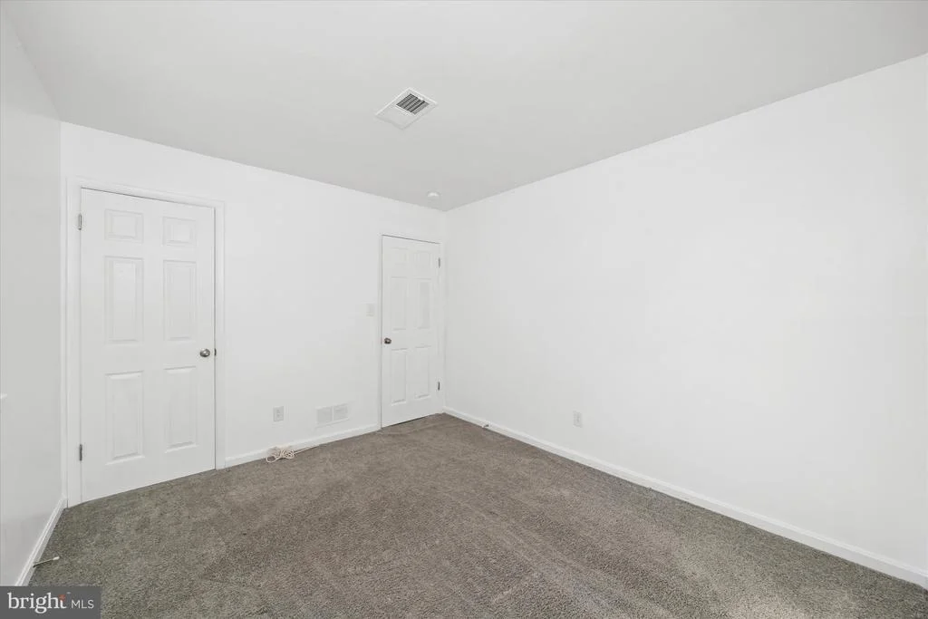 Photo of 19 SQUIRE CIRCLE