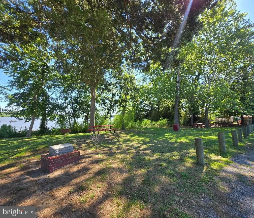 Photo of 23116 GILPIN POINT ROAD