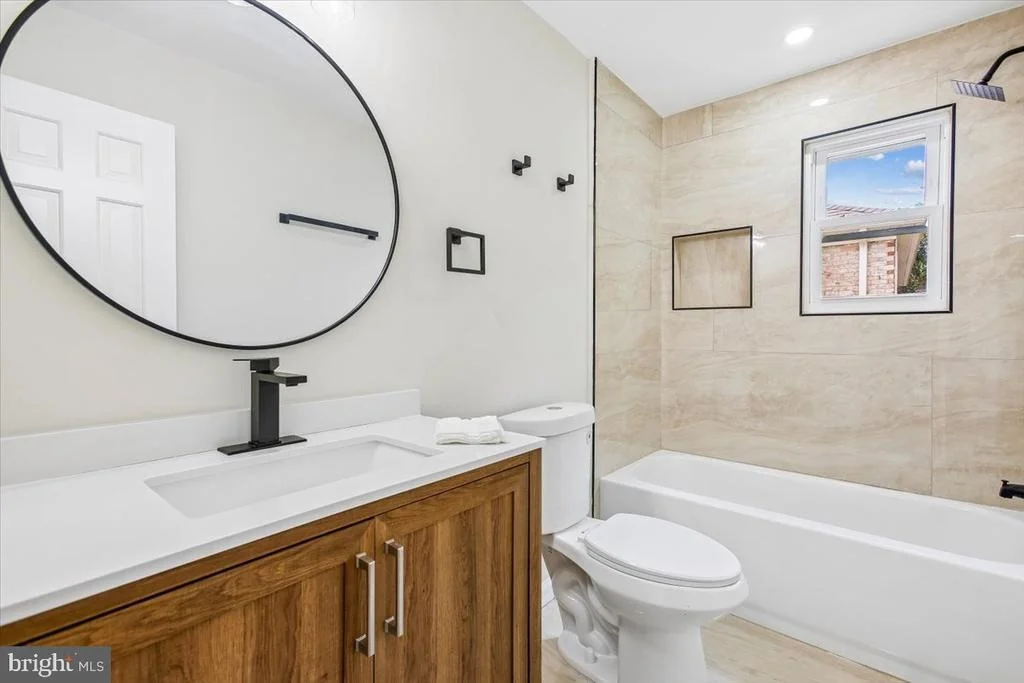 Photo of 1705 CRESTVIEW DRIVE