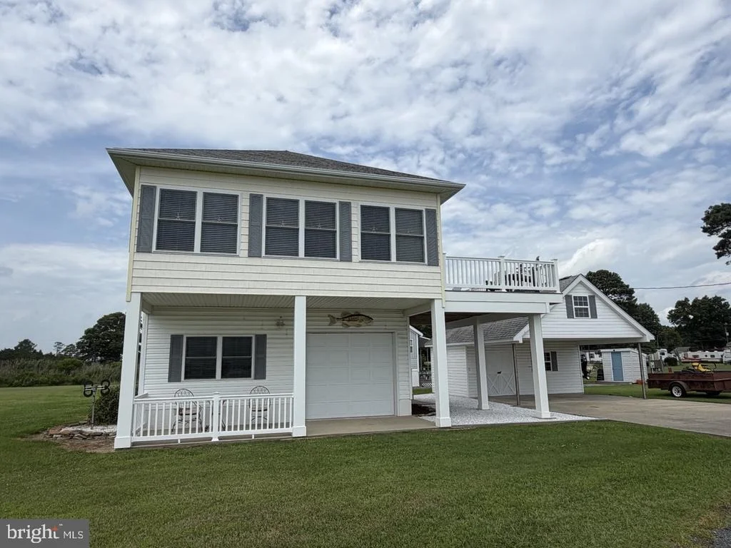 Photo of 17070 BAYVIEW CIRCLE