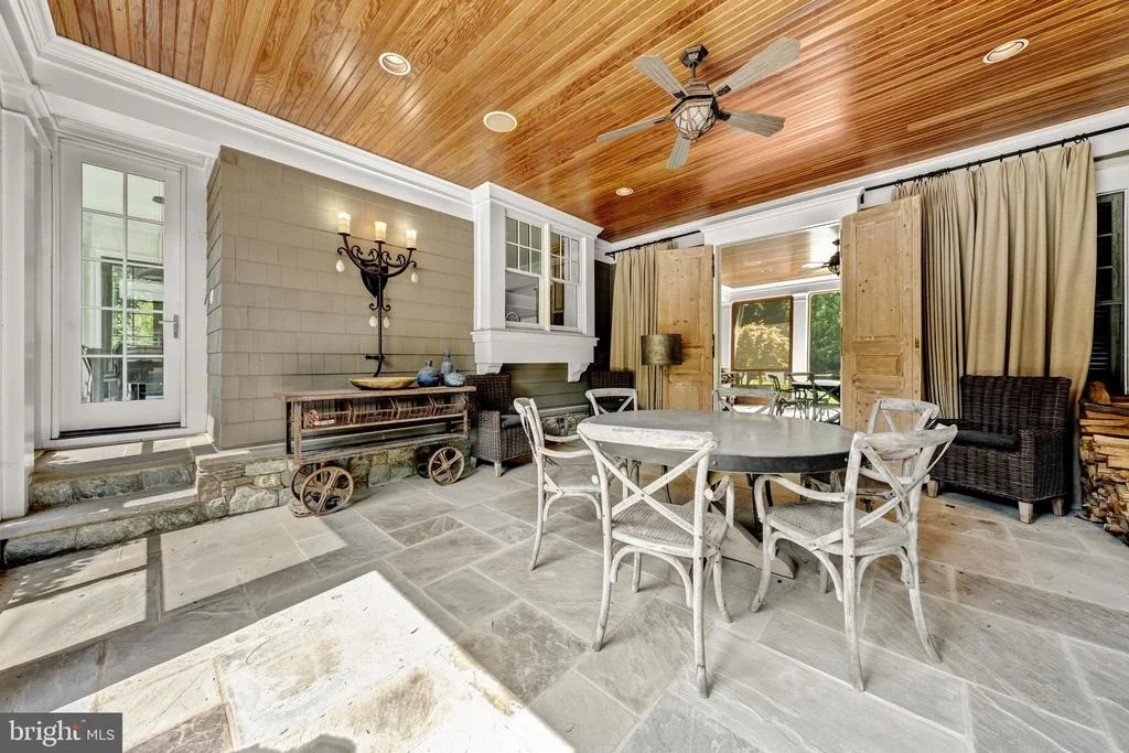 Photo of 10021 COUNSELMAN ROAD
