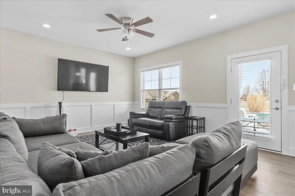Photo of 31 HILYARD CIRCLE S