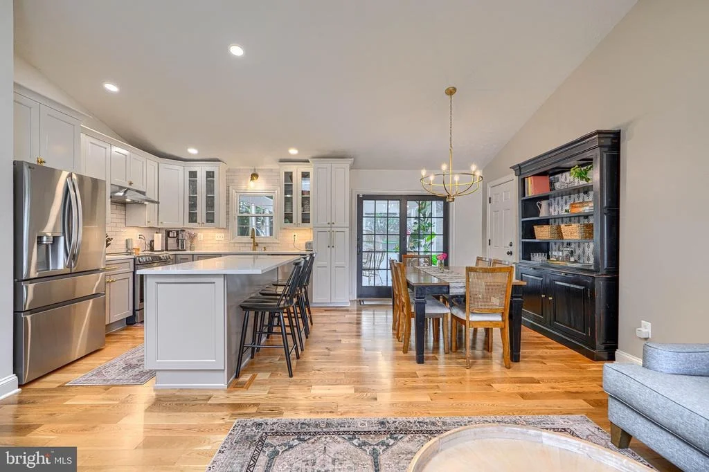 Photo of 1004 PEPPARD DRIVE