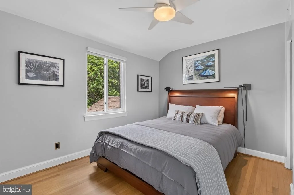 Photo of 432 ARGYLE DRIVE