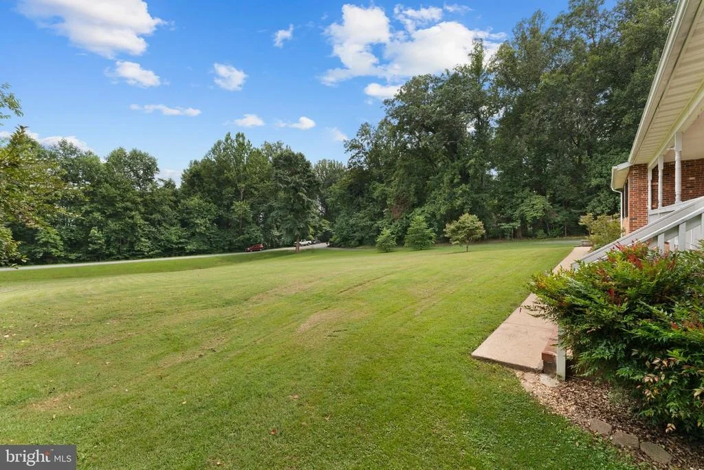 Photo of 13360 CAMERON COURT