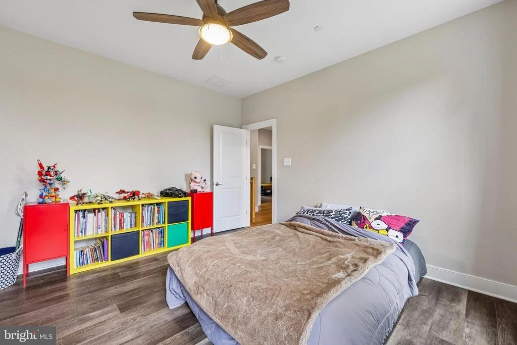 Photo of 1310 HOOK ROAD