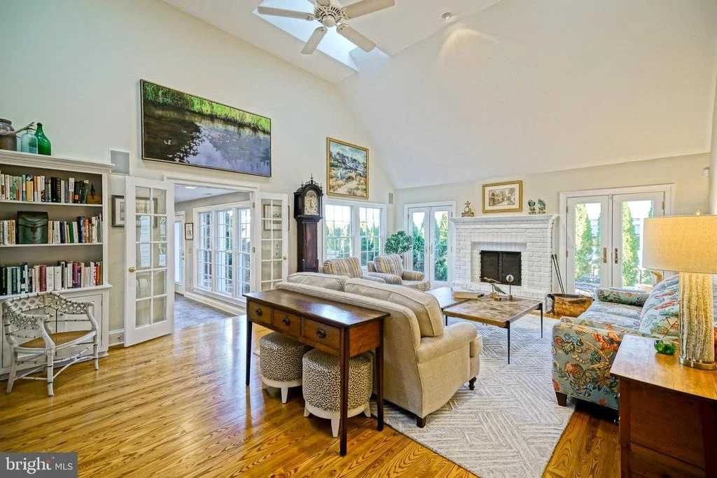 Photo of 558 PILOTTOWN ROAD