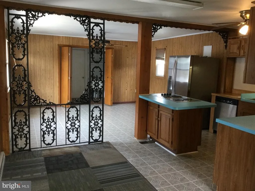 Photo of 419 WHITE OAK PLACE