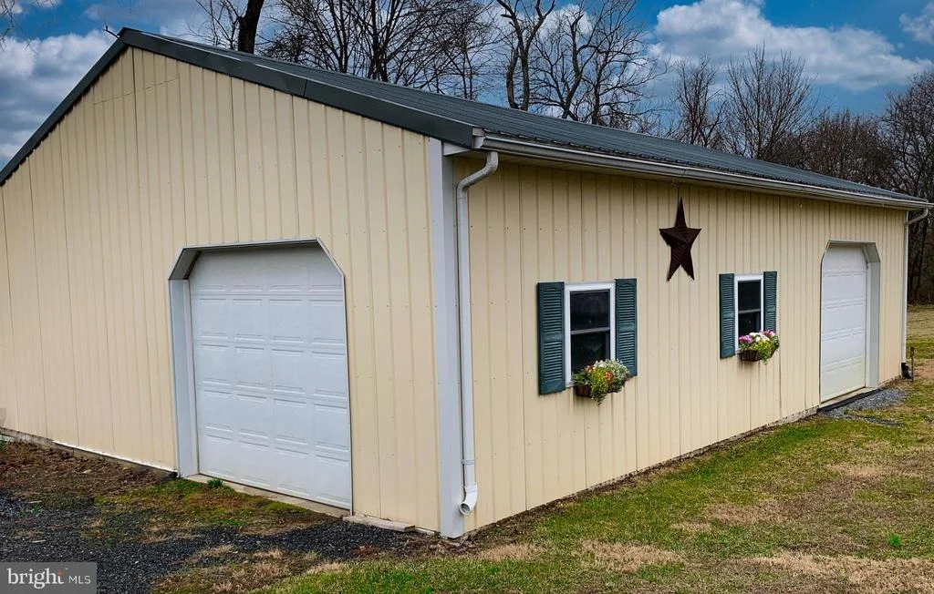 Photo of 9500 HOLSEY ROAD