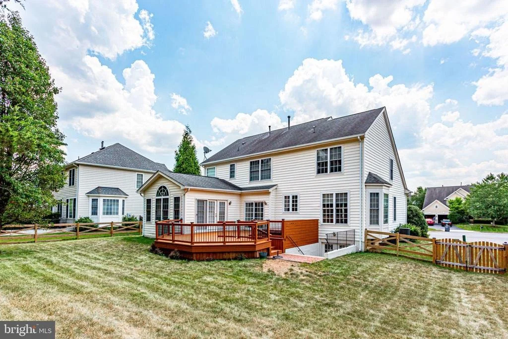 Photo of 9209 RAINBOW FALLS DRIVE
