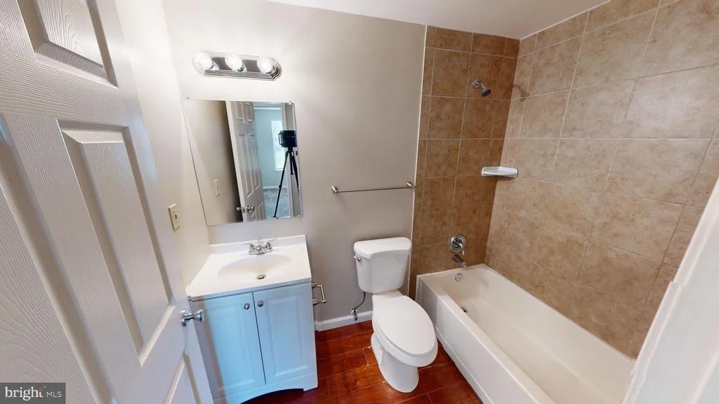 Photo of 1180 BANNISTER CIRCLE