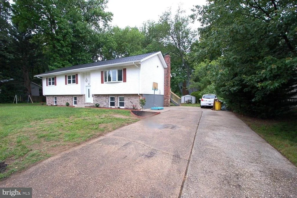 Photo of 780 STINCHCOMB ROAD