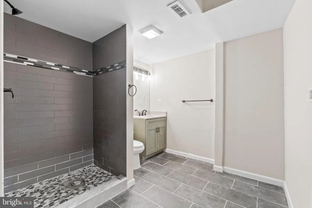Photo of 6411 FULMER ROAD