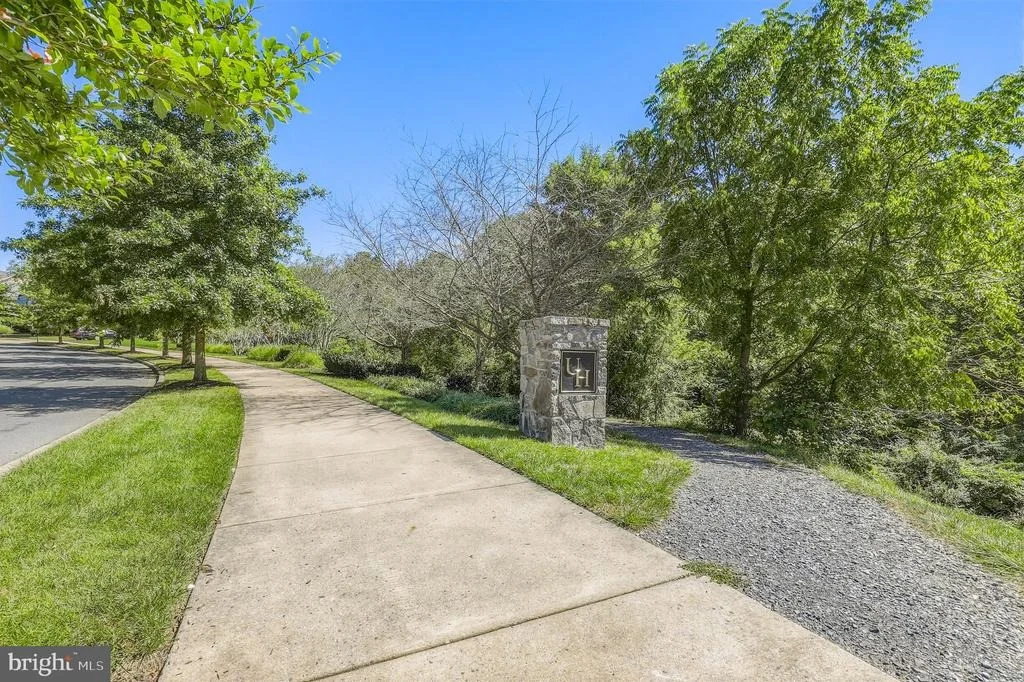 Photo of 4107 CELTIC WAY