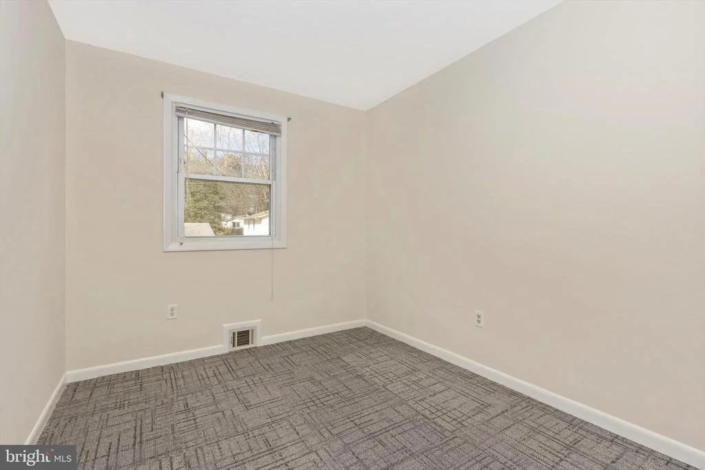 Photo of 4112 WELLER ROAD