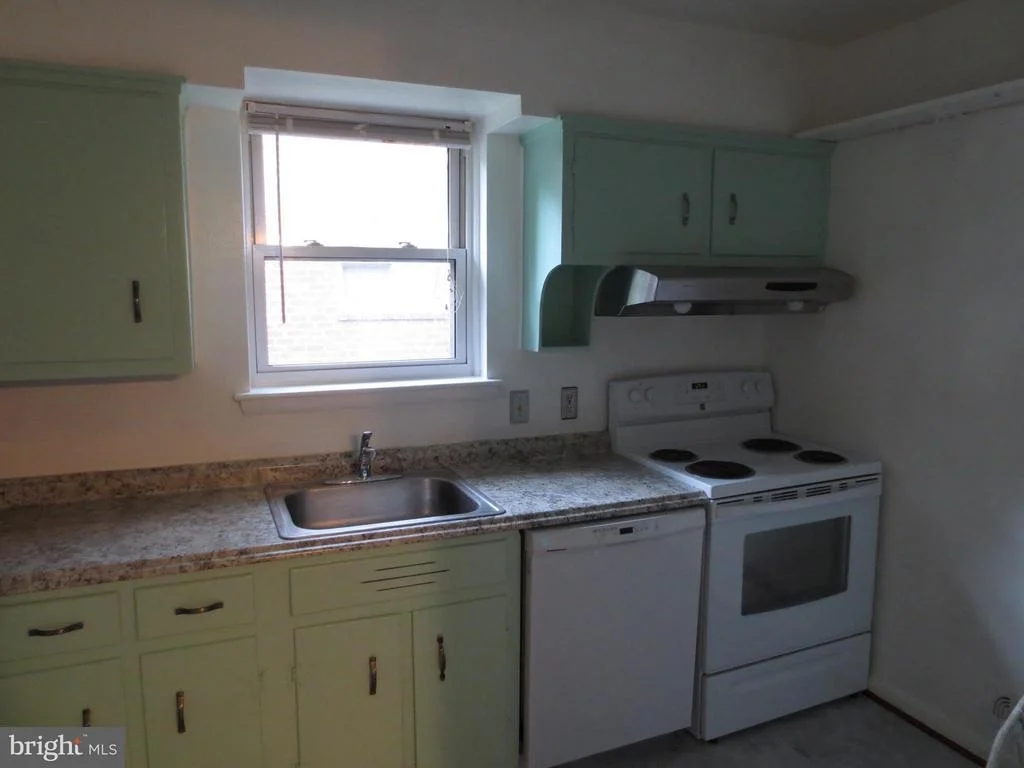 Photo of 3705 MAY STREET