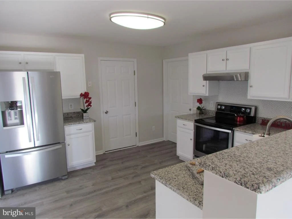 Photo of 431 EVELYNDALE DRIVE
