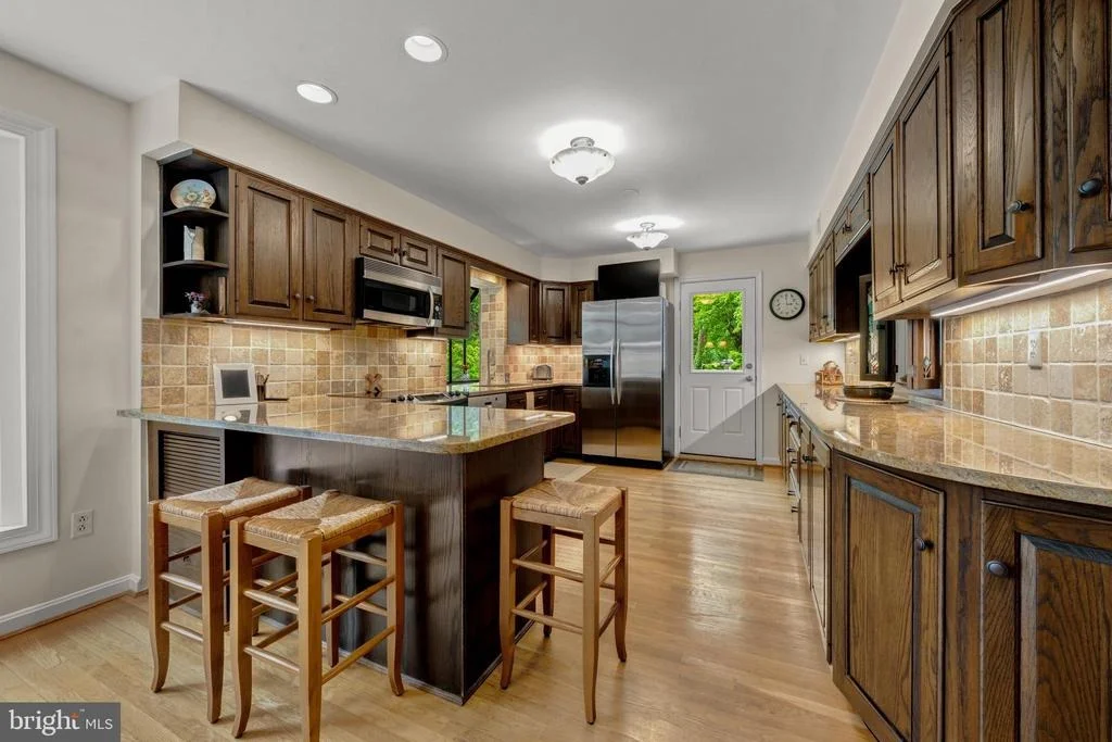 Photo of 7018 GREEN OAK DRIVE