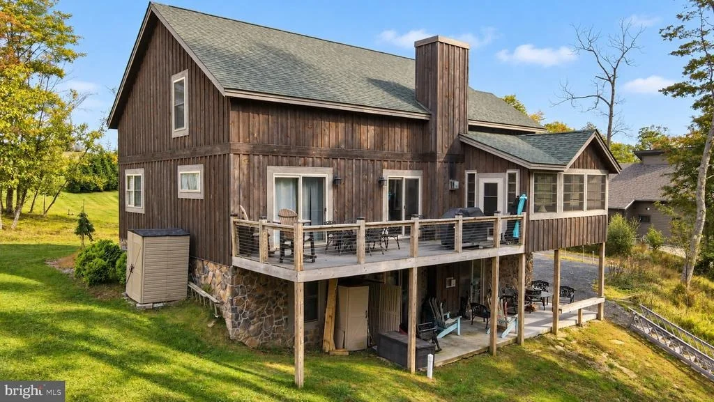 Photo of 698 N CAMP ROAD