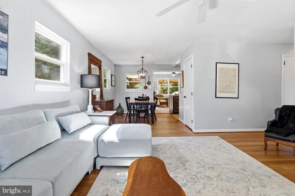 Photo of 735 WARREN DRIVE