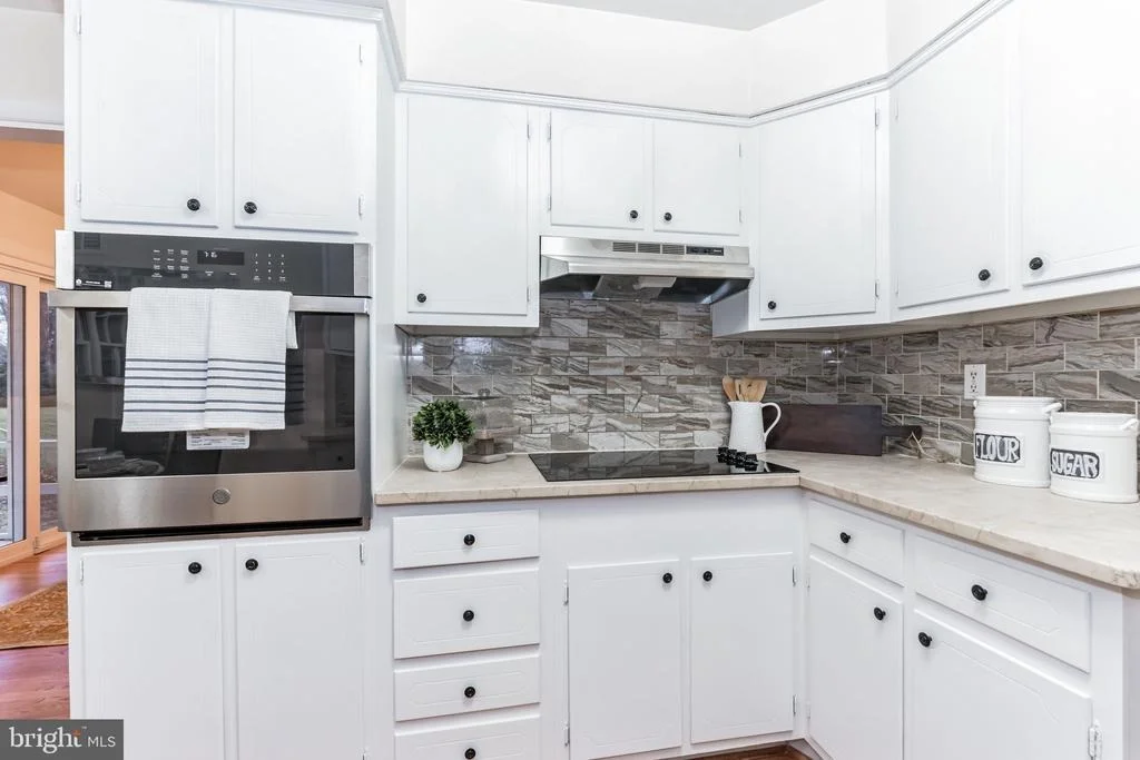 Photo of 926 VENICE DRIVE