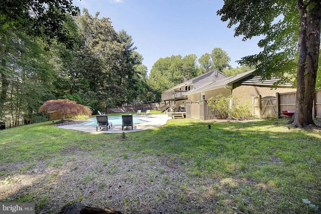 Photo of 2190 HALLMARK COURT