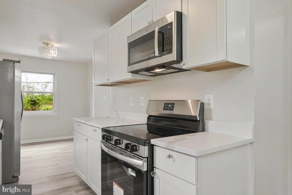 Photo of 1229 DELAFIELD PLACE NE