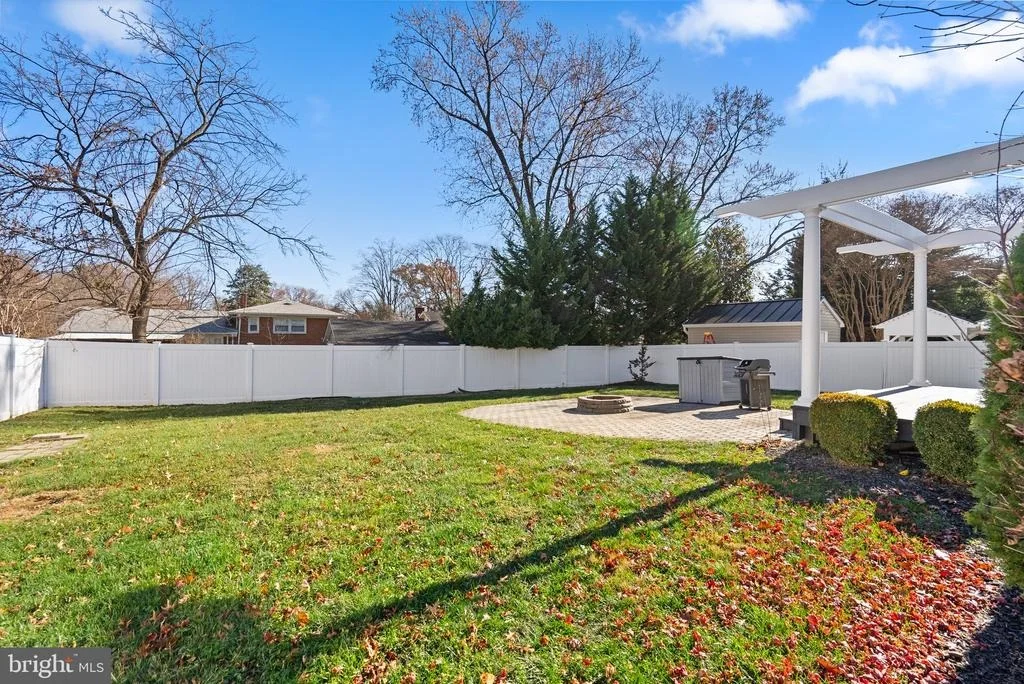 Photo of 1117 CRESTHAVEN DRIVE