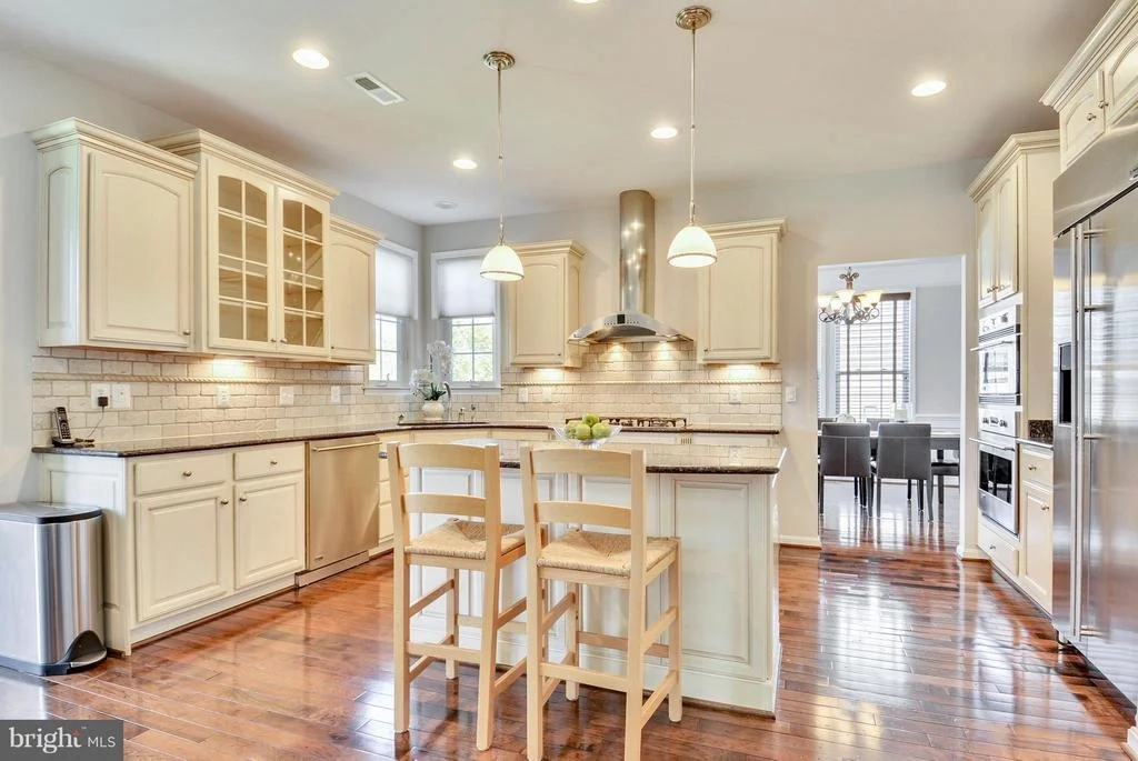Photo of 22141 PARK GLENN DRIVE