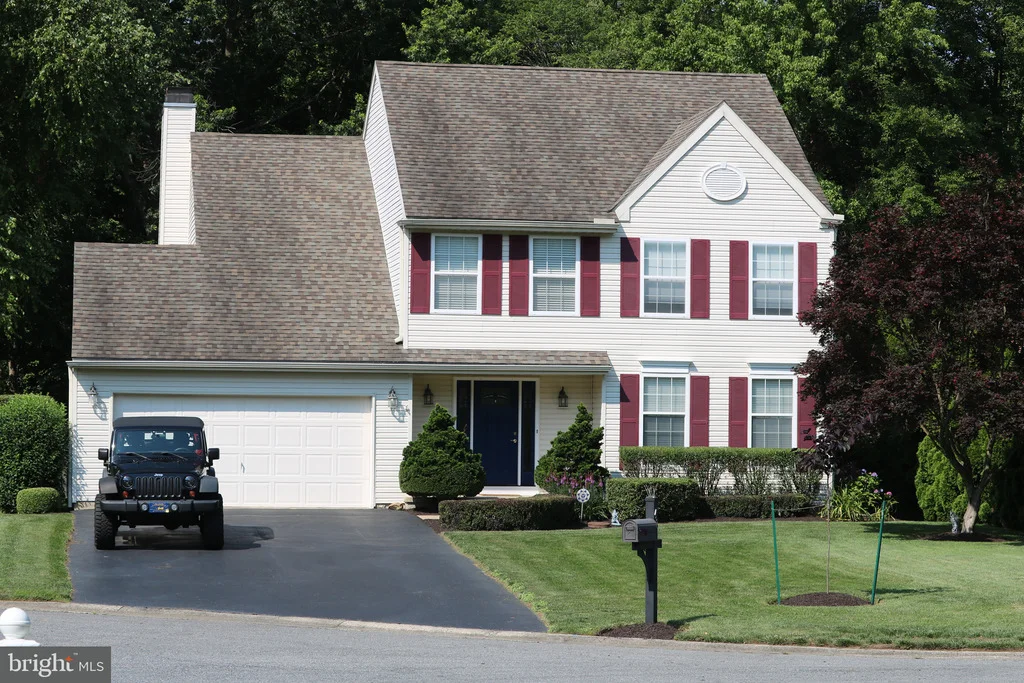 Photo of 42 OAK VIEW DRIVE