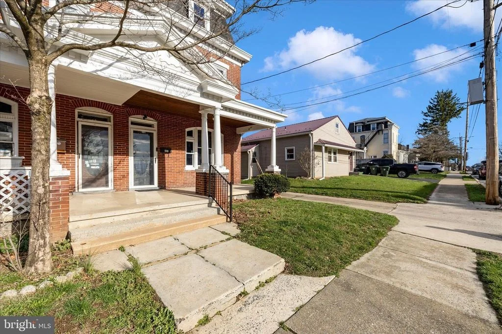 Photo of 519 SUMMIT AVENUE