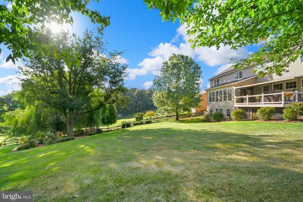 Photo of 4606 MOCKINGBIRD LANE