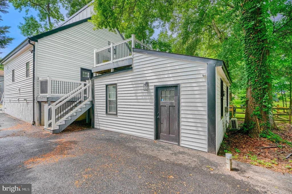 Photo of 1412 ELLIS ROAD