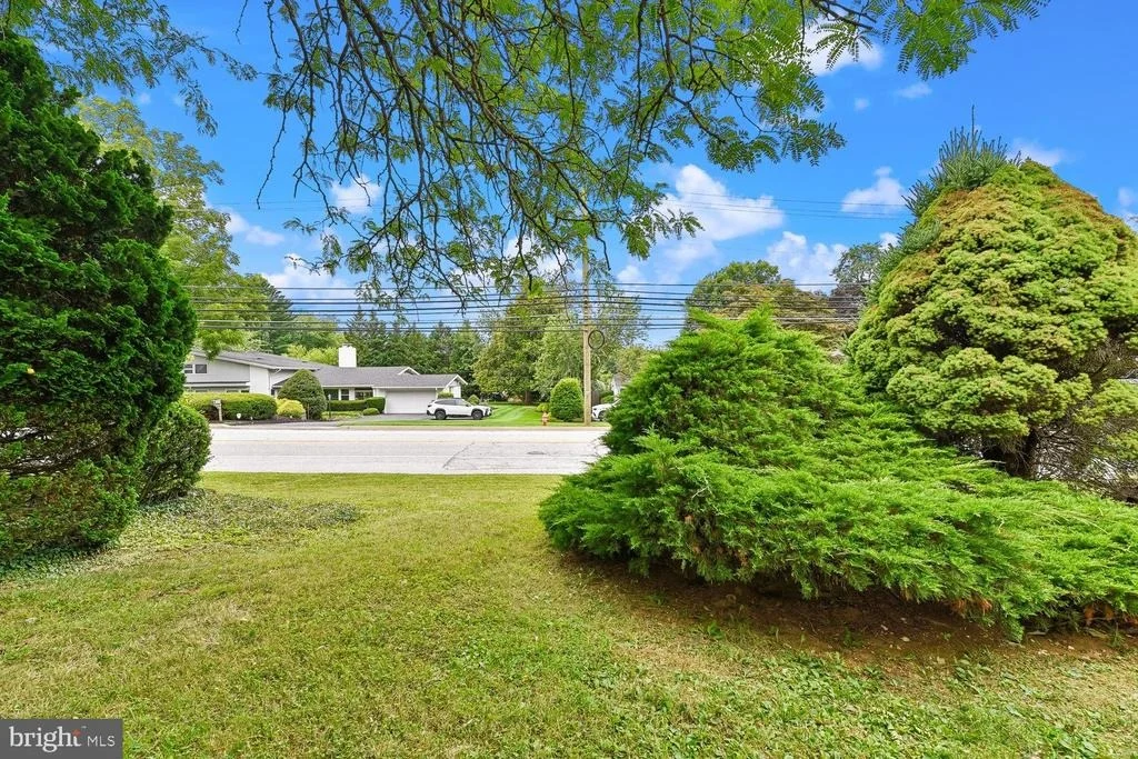 Photo of 7933 STEVENSON ROAD