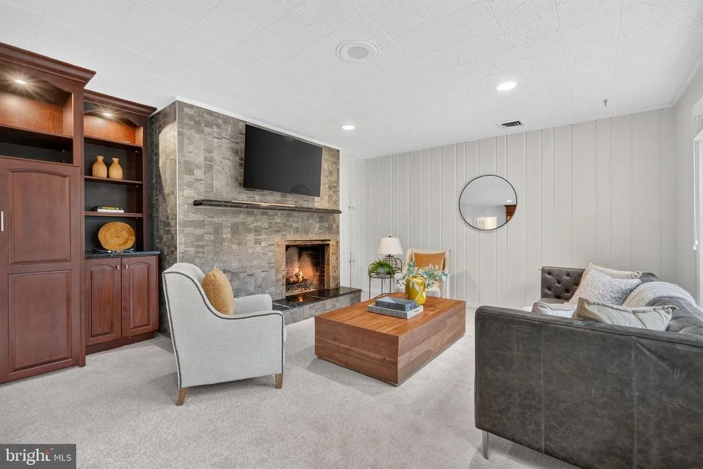 Photo of 415 CROWN VIEW DRIVE