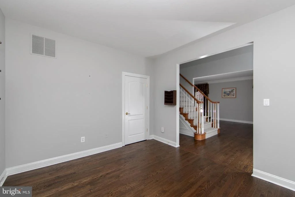 Photo of 7 KYLE COURT