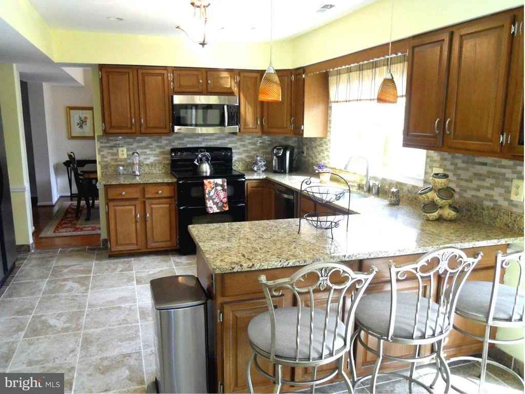 Photo of 9804 MAINSAIL DRIVE