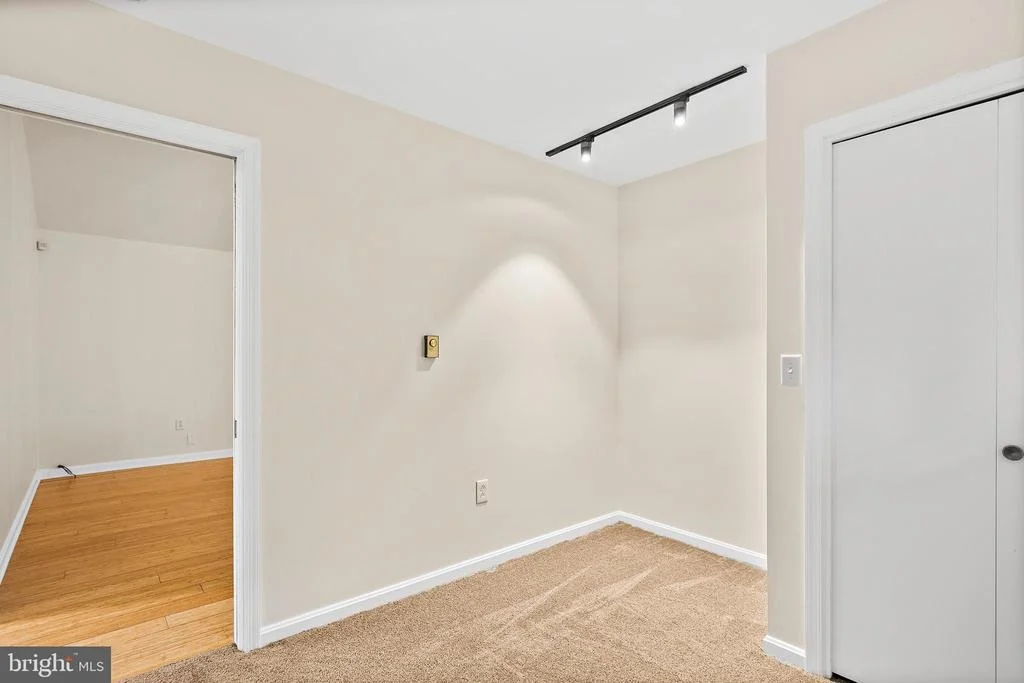 Photo of 1668 WINCHESTER ROAD