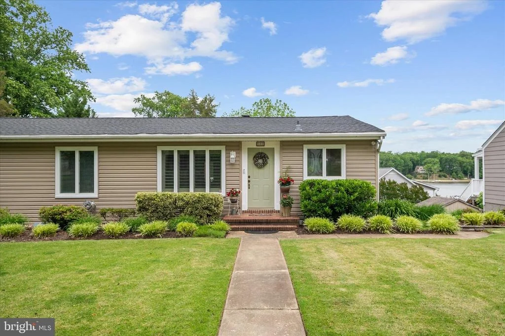 Photo of 508 WALNUT DRIVE