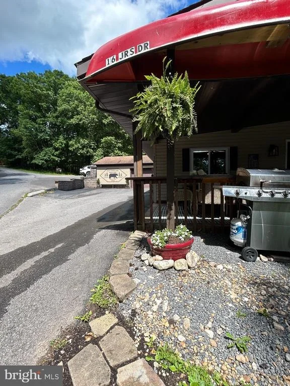 Photo of 16 JRS DRIVE