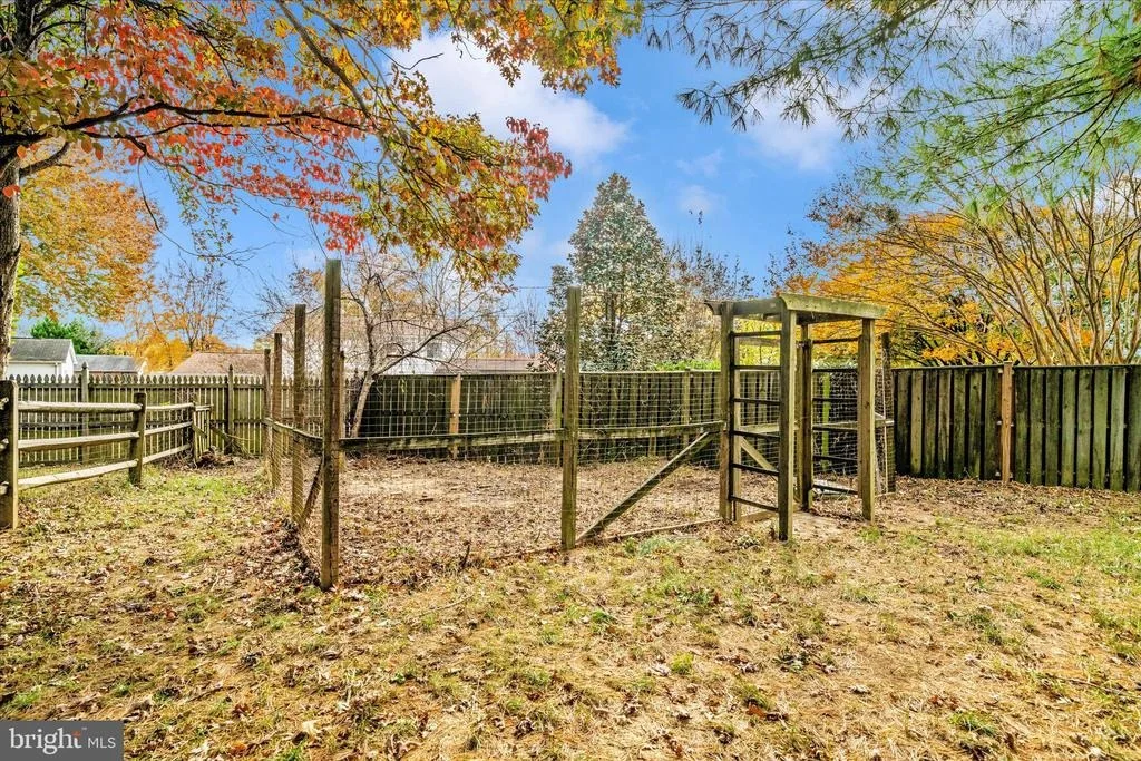 Photo of 15428 PEACH LEAF DRIVE