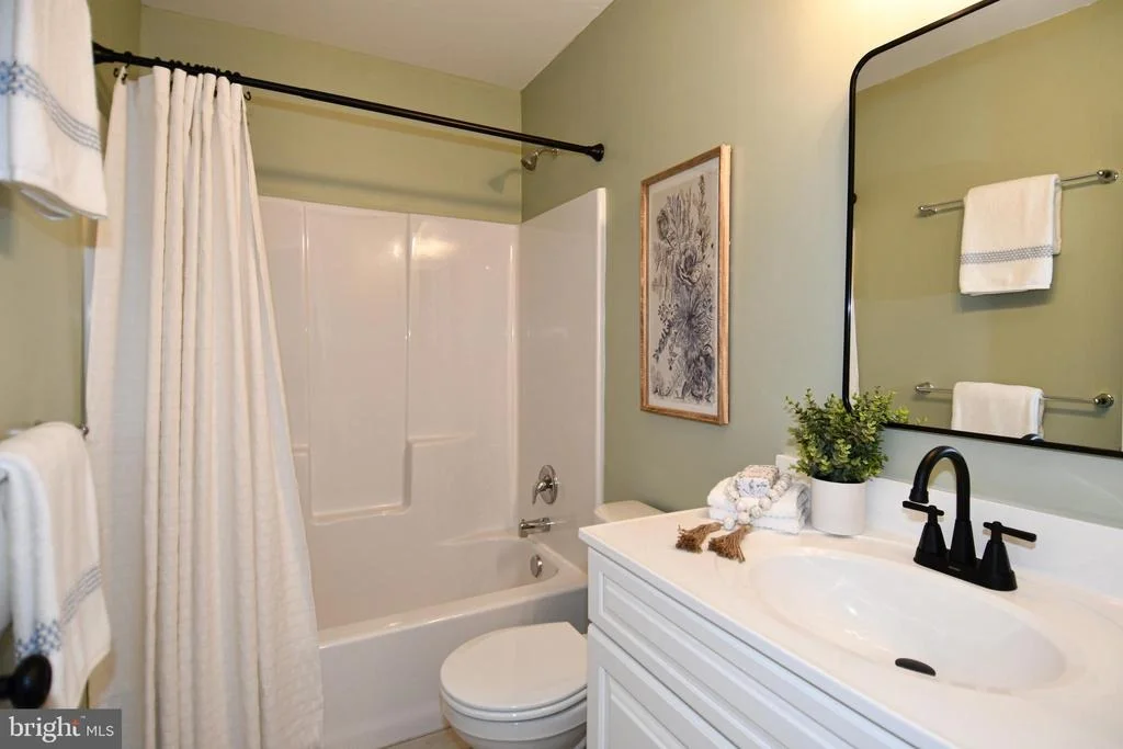 Photo of 2710 HILLFIELD DRIVE