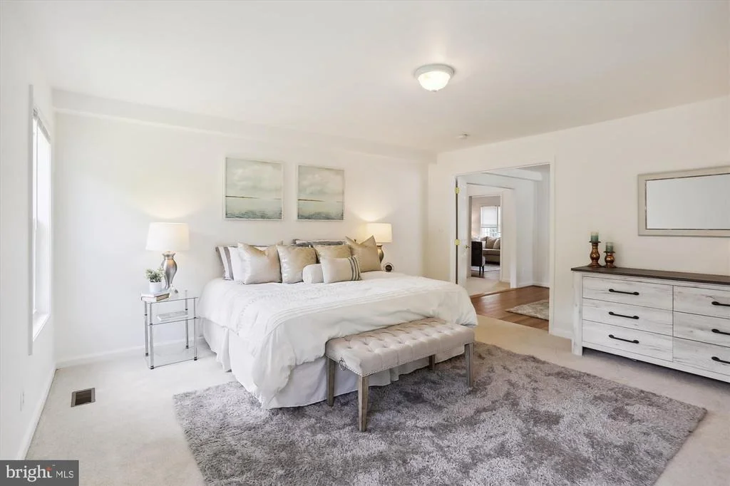 Photo of 17 PIPING ROCK DRIVE