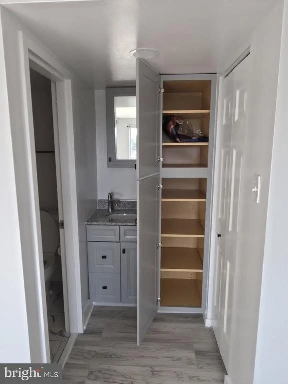 Photo of Unit 708 at 1836 METZEROTT ROAD
