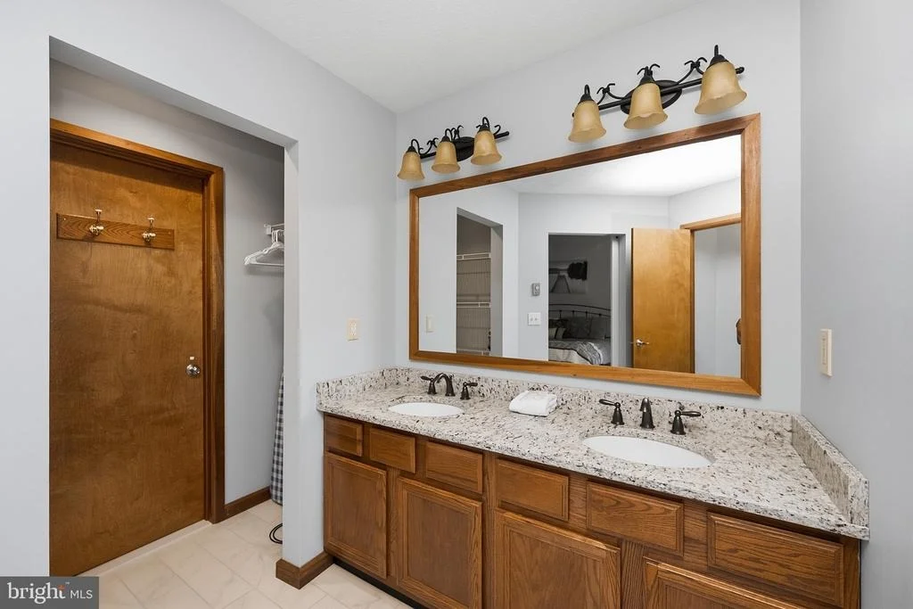 Photo of 365 PINNACLE DRIVE