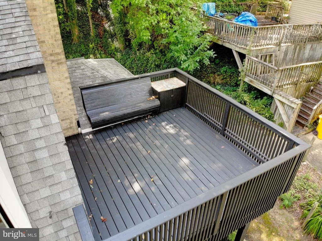 Photo of 349 ARBUTUS DRIVE