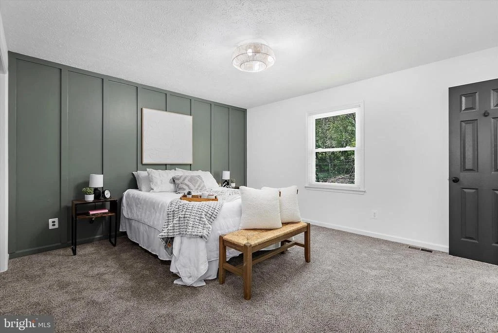 Photo of 774 EVERIST DRIVE
